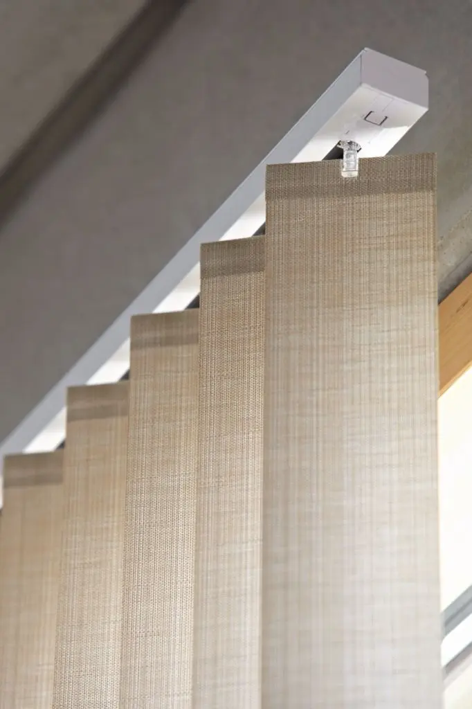 vertical blinds 